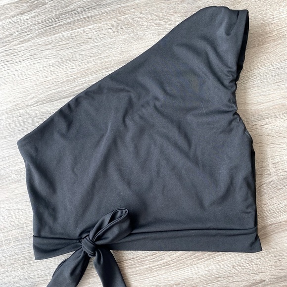 Tops - One shoulder crop top with side tie size L
